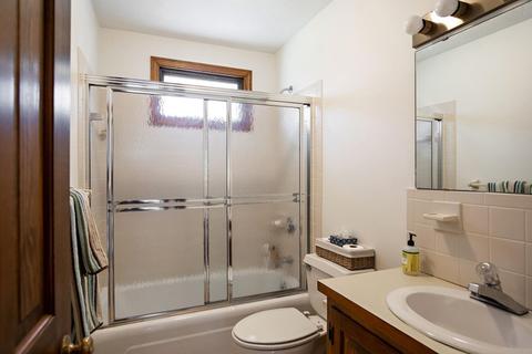 72 Main St, Barnstable, MA 02635 photo 10