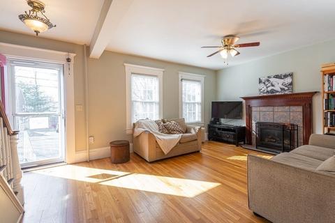 62 Pine St, Stoneham, MA 02180 photo 5