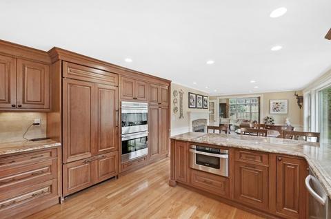 74 Cherry Brook Rd, Weston, MA 02493 photo 5
