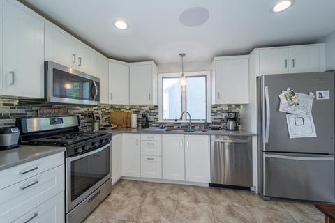 274 Massasoit Rd, Worcester, MA 01604 photo 3