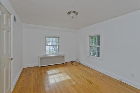 27 Brighton St, Springfield, MA 01118 photo 32