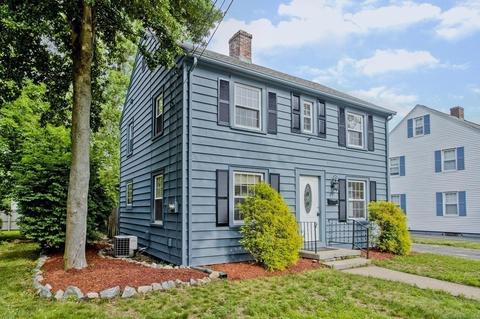 27 Brighton St, Springfield, MA 01118 photo 3