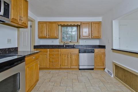 27 Brighton St, Springfield, MA 01118 photo 13