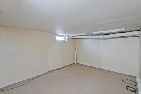 27 Brighton St, Springfield, MA 01118 photo 37