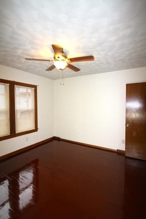 31 Langdon St, Springfield, MA 01104 photo 5