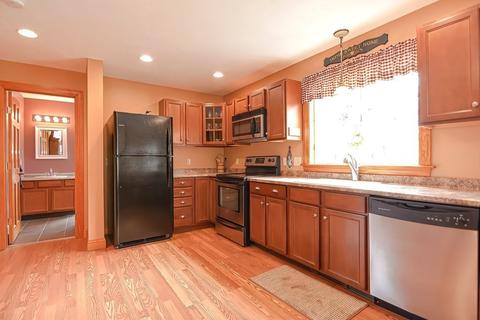 283 Oakham Rd, Barre, MA 01005 photo 2