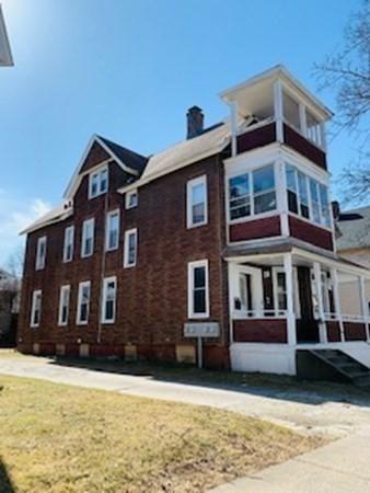73 Acushnet Ave, Springfield, MA 01105 photo 9