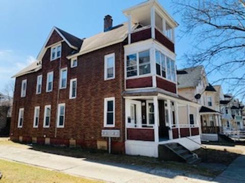 73 Acushnet Ave, Springfield, MA 01105 photo 3