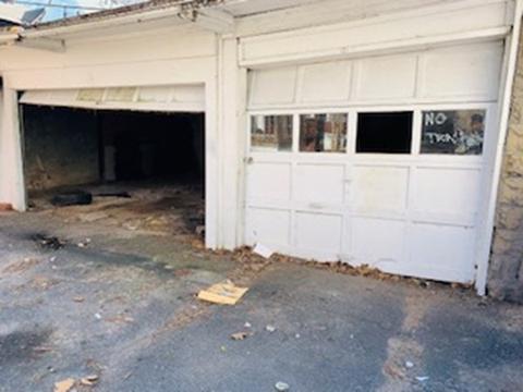 73 Acushnet Ave, Springfield, MA 01105 photo 14