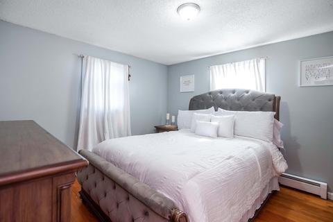 65 Arthur St, Springfield, MA 01104 photo 8