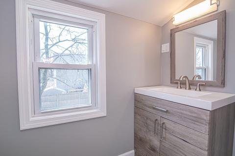 186 Davis St, Springfield, MA 01104 photo 15