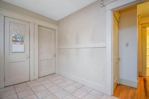 34 Geneva St, Springfield, MA 01151 photo 14