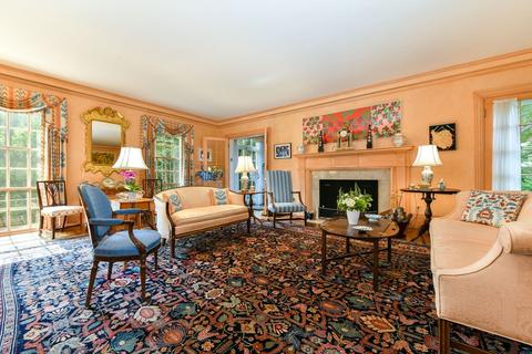 337 Buckminster Rd, Brookline, MA 02445 photo 5