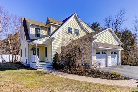 64 Mendon St, Upton, MA 01568 photo 2