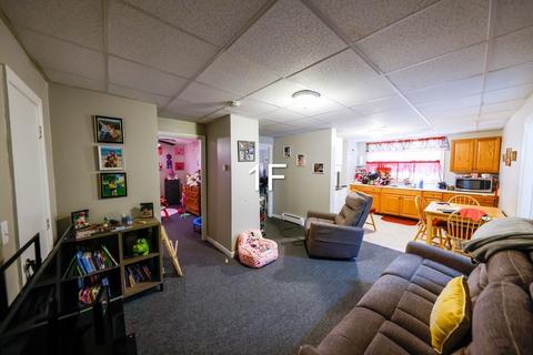 196 County St, Fall River, MA 02723 photo 10