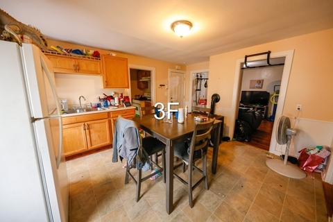 196 County St, Fall River, MA 02723 photo 30