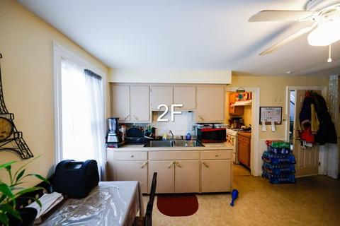 196 County St, Fall River, MA 02723 photo 15