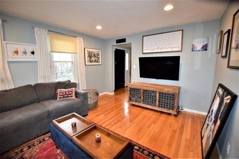 1 Vose Hill Rd, Maynard, MA 01754 photo 4