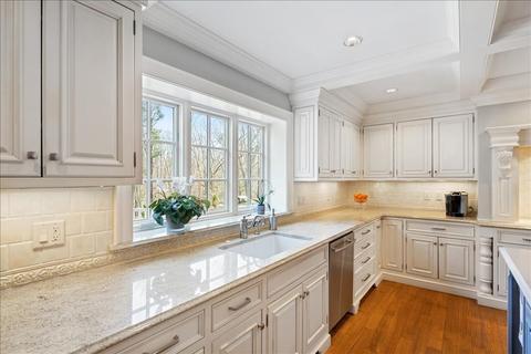 2 Huckleberry Hill Ln, Hingham, MA 02043 photo 10