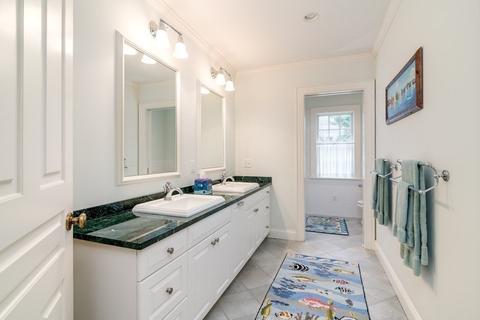 2 Huckleberry Hill Ln, Hingham, MA 02043 photo 28