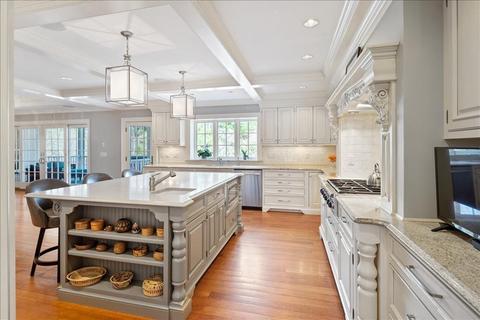 2 Huckleberry Hill Ln, Hingham, MA 02043 photo 11