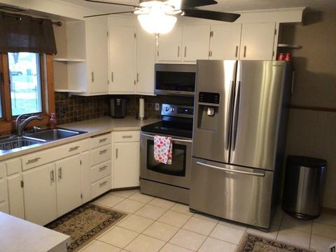 439 E Main St, Chicopee, MA 01020 photo 3