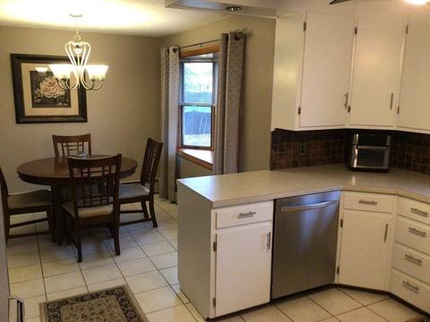 439 E Main St, Chicopee, MA 01020 photo 4