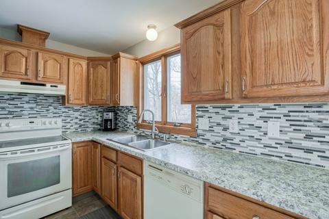102 Anson St, Chicopee, MA 01020 photo 6