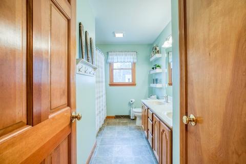 102 Anson St, Chicopee, MA 01020 photo 11