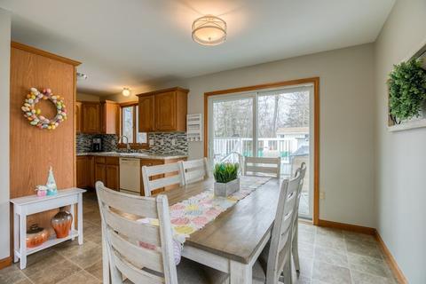 102 Anson St, Chicopee, MA 01020 photo 8