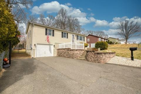 102 Anson St, Chicopee, MA 01020 photo 25