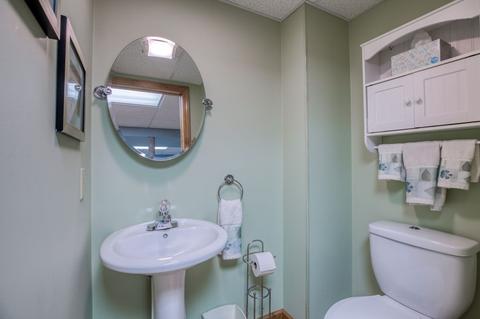 102 Anson St, Chicopee, MA 01020 photo 17