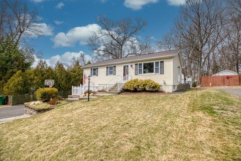102 Anson St, Chicopee, MA 01020 photo 24