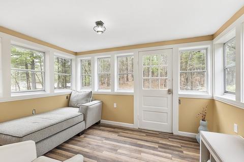 2 Sculley Rd, Ayer, MA 01432 photo 2