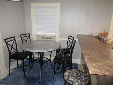 94 Andrew St, Springfield, MA 01109 photo 6
