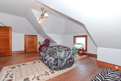 601 June St, Fall River, MA 02720 photo 28