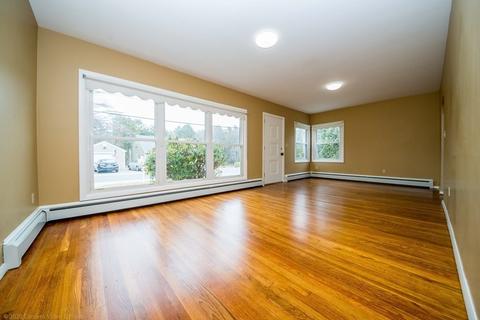 27 Keene Rd, Acushnet, MA 02743 photo 4