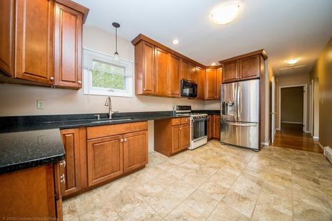 27 Keene Rd, Acushnet, MA 02743 photo 3