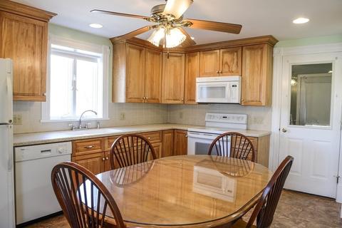 12 Baptist Ave, Chicopee, MA 01013 photo 9
