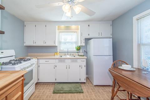 234 Shawmut St, Springfield, MA 01108 photo 4