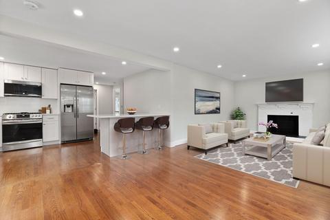 31 Jersey St, Dedham, MA 02026 photo 1