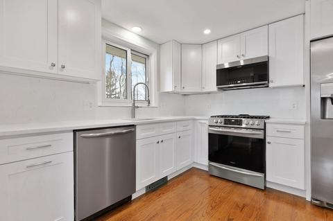 31 Jersey St, Dedham, MA 02026 photo 5