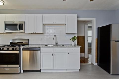 62 Draper St, Springfield, MA 01108 photo 9