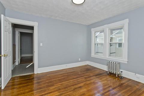 62 Draper St, Springfield, MA 01108 photo 19
