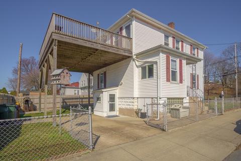 1665 Bay St, Fall River, MA 02724 photo 4