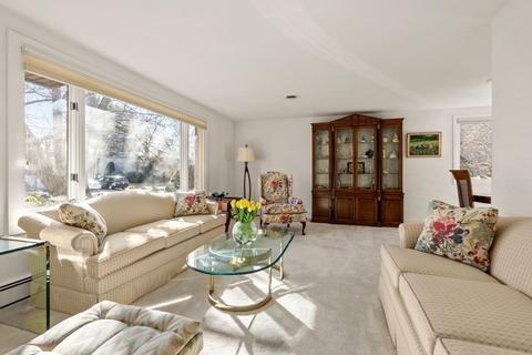 60 Gary Rd, Needham, MA 02494 photo 3