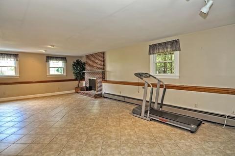 398 Canedy St, Fall River, MA 02720 photo 24