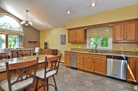 398 Canedy St, Fall River, MA 02720 photo 13