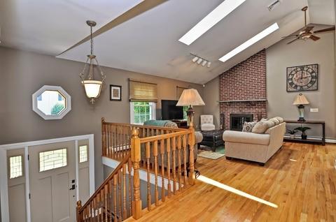 398 Canedy St, Fall River, MA 02720 photo 5