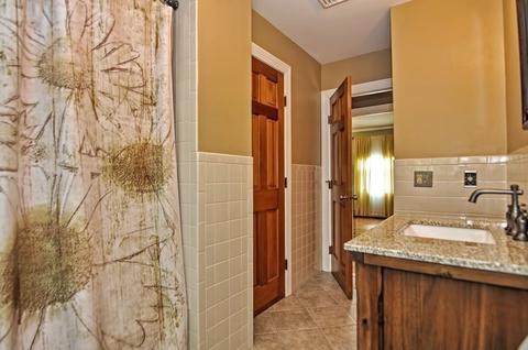 398 Canedy St, Fall River, MA 02720 photo 22